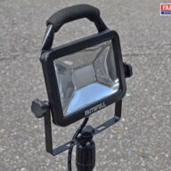 Faithfull FPPSLLED20V SMD LED Single Head Tripod Site Light 20W 1800 Lumens