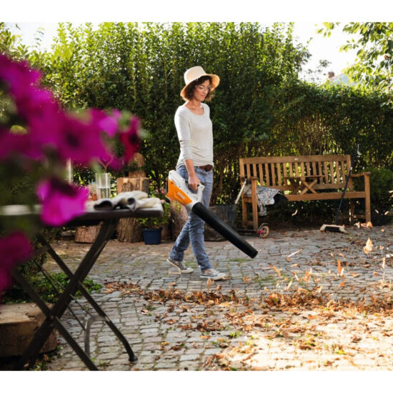 Stihl BGA 45 Cordless Blower, With Integrated Battery - Image 3